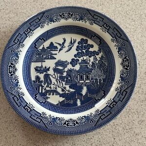 Vintage Churchill England Blue and White Willow Dinner Plate